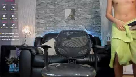 zack_joness10 online show from August 13, 10:07 am