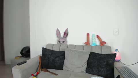 zadders_yb online show from March 10, 6:54 am