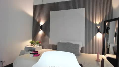 zafira online show from August 8, 7:19 am