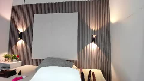 zafira online show from August 11, 7:43 am
