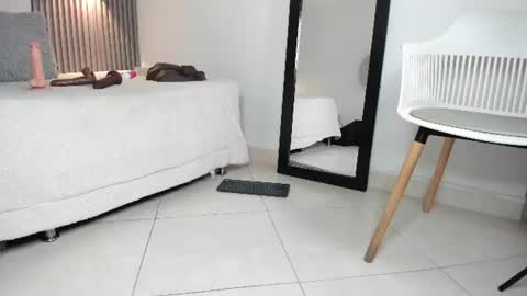 zafira online show from August 15, 9:13 am