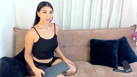 zafiro_lee online show from July 15, 3:02 pm