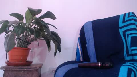zafiroo-moon69 online show from September 3, 5:27 pm