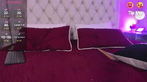 zafiro_rousse_ online show from August 14, 11:52 pm