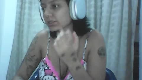 Zafiro online show from August 2, 6:26 pm