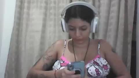 Zafiro online show from August 2, 7:32 pm
