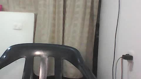 Zafiro online show from August 9, 8:21 pm