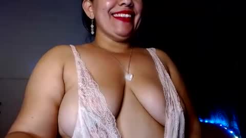 Zahi ... wants to play with everyone...yessss online show from August 4, 3:58 am