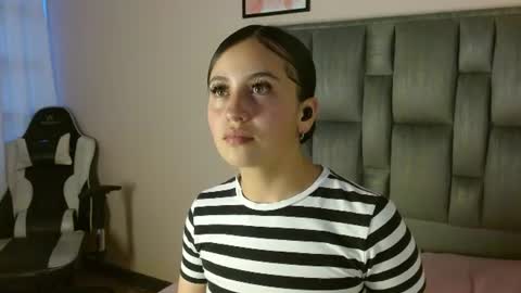 Zaida online show from July 31, 10:59 pm