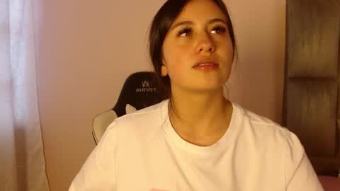 Zaida online show from August 4, 10:40 pm