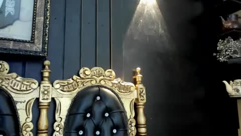 zalir_666 online show from August 7, 5:40 am