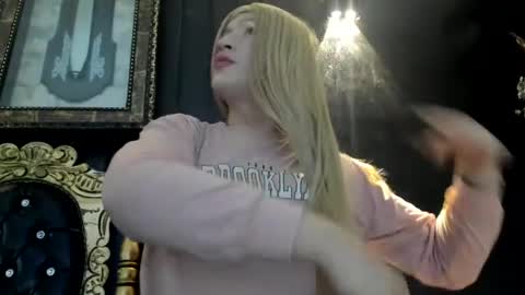 zalir_666 online show from August 12, 7:43 am