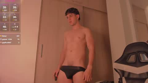 zamir_scott online show from August 8, 12:43 am