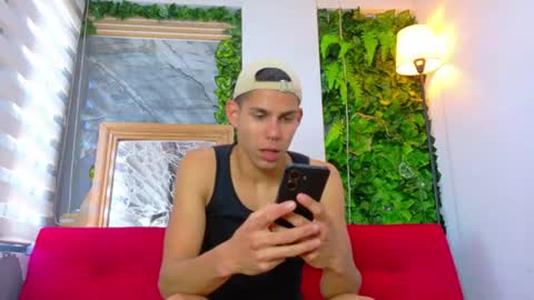 Zamir online show from August 10, 1:23 pm