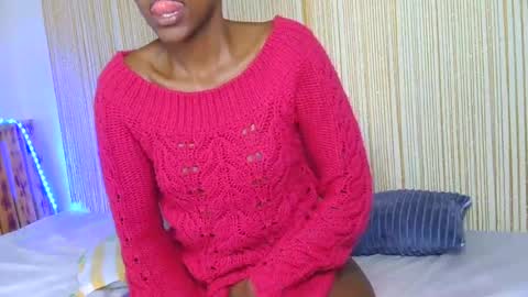 Zara Lae online show from July 31, 7:47 am