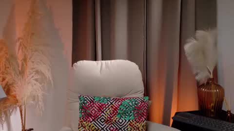 Zara Nova online show from August 11, 8:22 pm