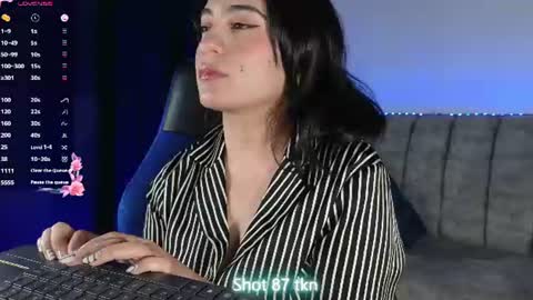 zaradames_ online show from July 28, 7:14 am