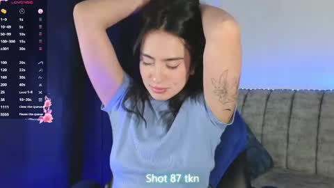 zaradames_ online show from August 14, 5:44 am
