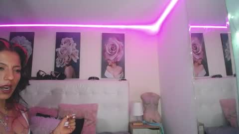 Zarah online show from August 1, 6:14 pm