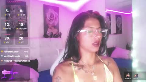 Zarah online show from August 14, 9:13 am