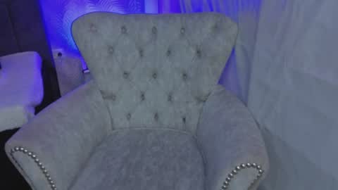 zarahoneey__ online show from August 14, 1:31 am