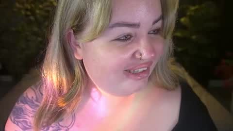 Lola online show from August 5, 4:10 am