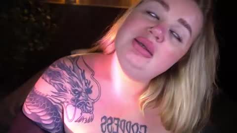Lola online show from August 12, 10:12 pm