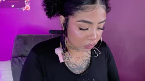 zaya_1 online show from May 20, 1:56 pm