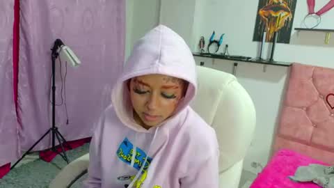 zayuryyks online show from August 6, 10:47 am