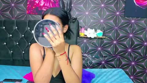 zayuryyks online show from August 11, 3:08 am