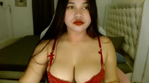 Zeeel   online show from August 13, 7:33 am