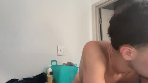 zekepereaa online show from August 10, 10:27 am