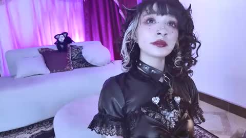      online show from August 8, 5:13 pm