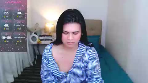 zephyraaaaa online show from August 6, 8:41 pm