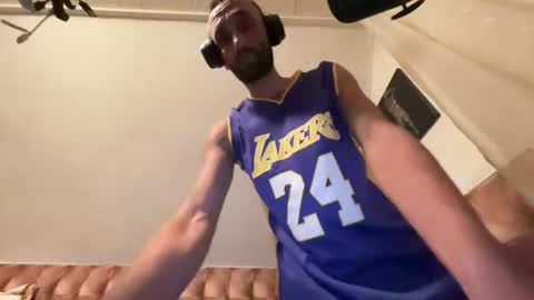 zervale online show from August 17, 7:41 pm