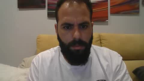 Zeus online show from May 7, 7:15 pm