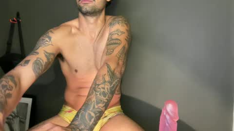 zeusdelicious online show from August 4, 1:57 am