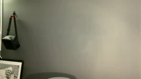 zeusdelicious online show from August 6, 5:06 am