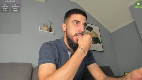 ZEYN online show from August 2, 3:41 pm