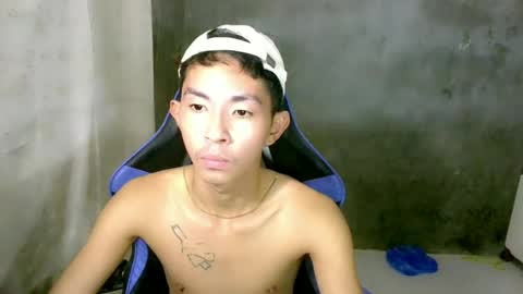 zian_smithx online show from May 2, 5:34 am
