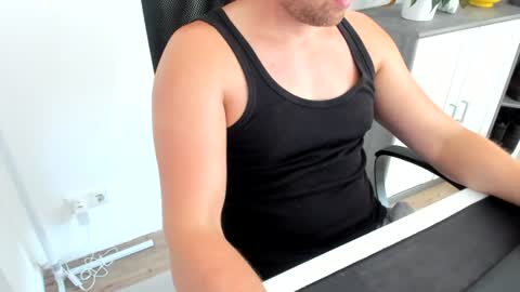 ziemlichflutschig online show from August 14, 9:46 am