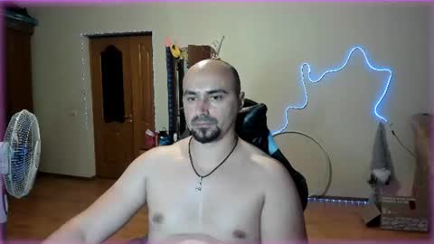 Ziesh online show from July 10, 3:07 pm