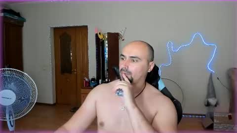 Ziesh online show from July 11, 10:10 am