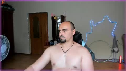 Ziesh online show from August 9, 9:54 am