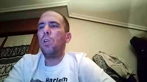 zigor13 online show from April 12, 6:32 pm