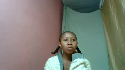 zinaely39 online show from August 10, 3:13 pm