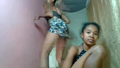 zinaely39 online show from August 12, 6:16 am