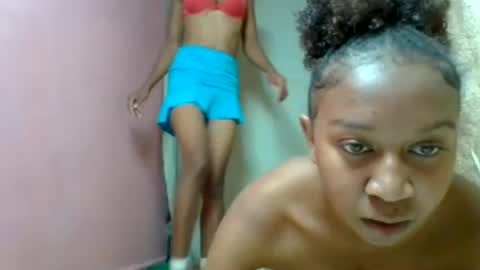 zinaely39 online show from August 12, 1:46 pm
