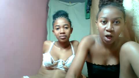 zinaely39 online show from August 13, 5:10 am