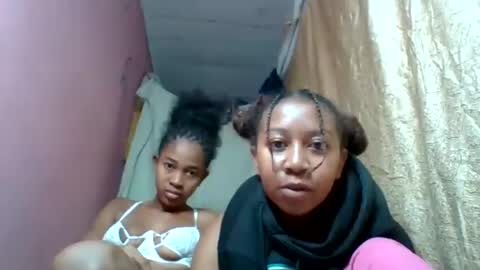 zinaely39 online show from August 14, 11:58 am